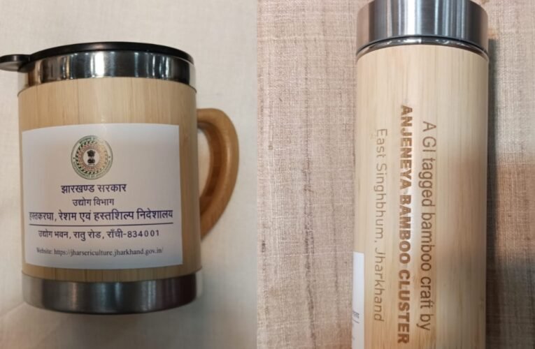 Jharkhand’s bamboo-crafted steel bottles and mugs shine at Bharat Tex 2026; buyers from India and abroad praise the products.