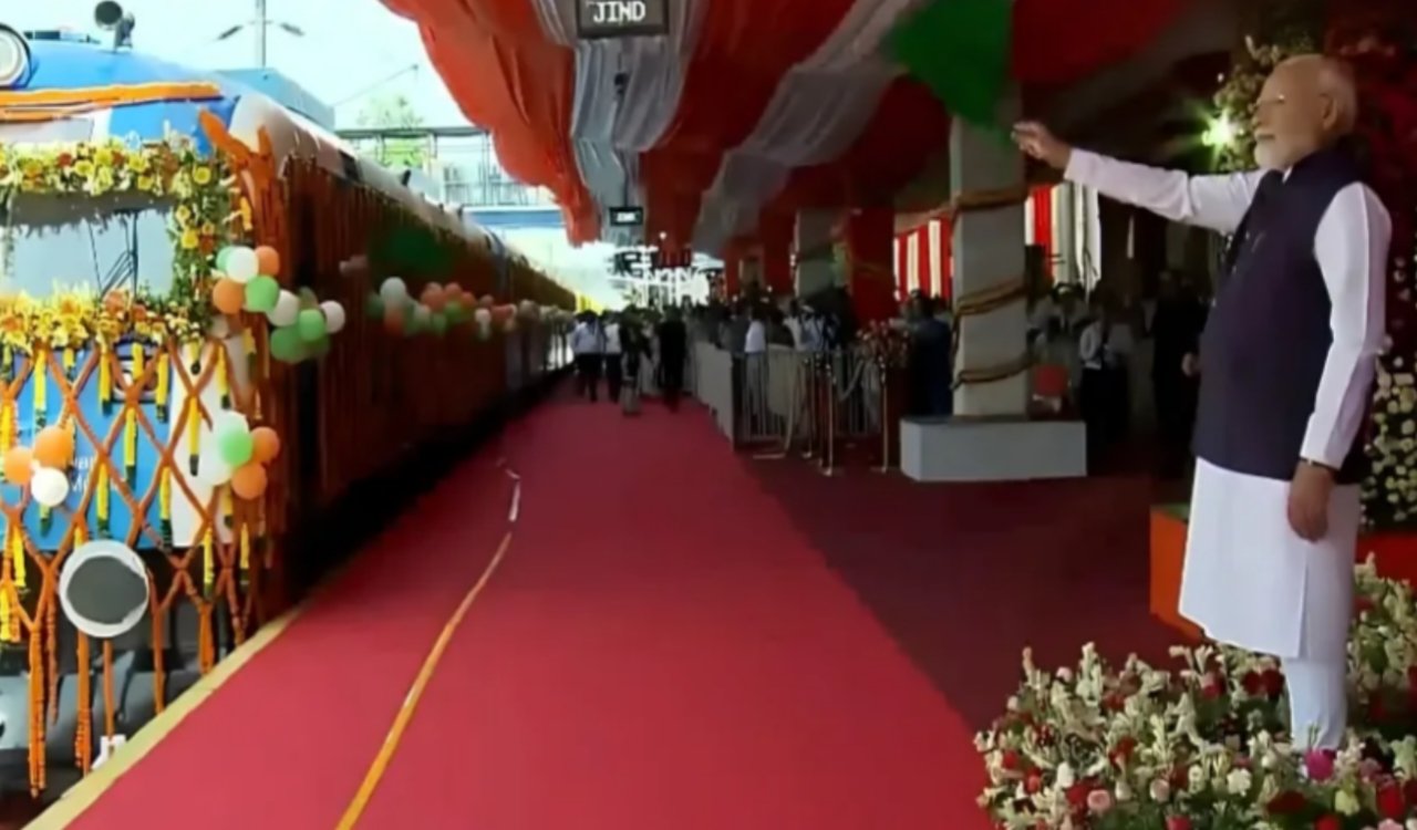 The country receives the gift of its first hydrogen train; PM Modi flags it off from Jind.