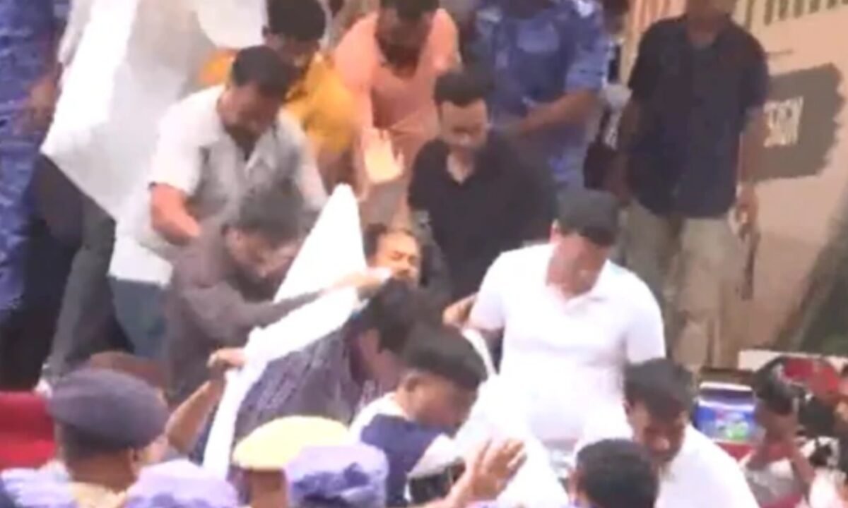 Sonam Wangchuk hospitalized after 21-day hunger strike; mild tension at Jantar Mantar.