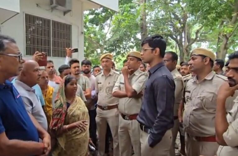 Forest Department raids former private secretary's nephew's house in Dumka; search operation lasts for hours.