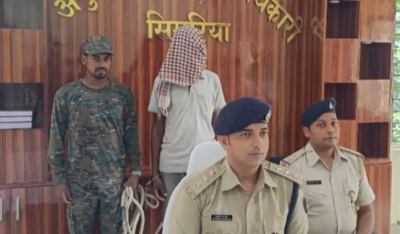 Itkhori jewelry theft case solved; accused arrested from Odisha.