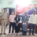 Minor girl rescued at Ranchi Railway Station; handed over to Childline.