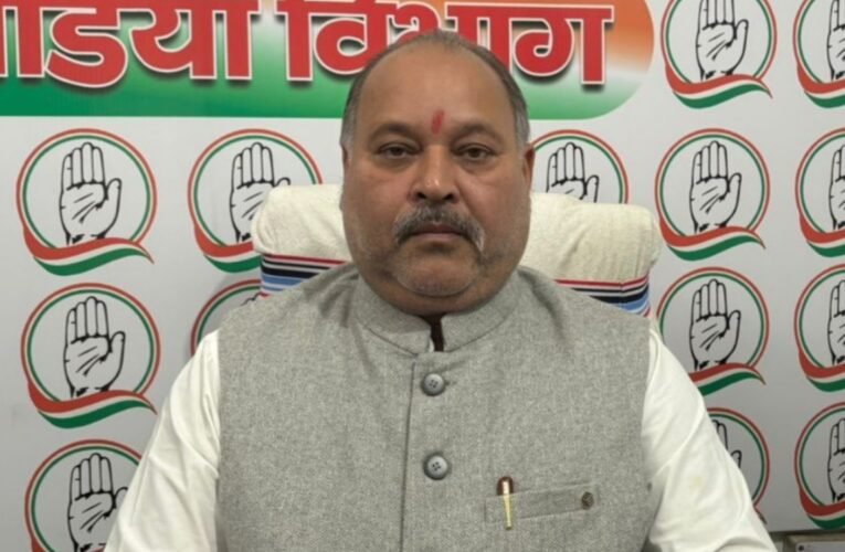 BJP has no moral right to lay siege to the JPSC; it should first apologize to the youth: Rakesh Sinha.
