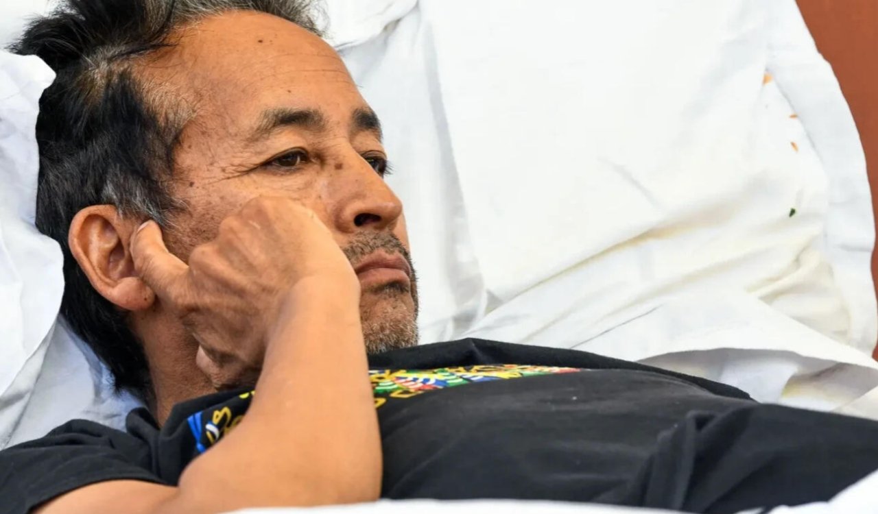 Sonam Wangchuk ready to end fast; seeks written assurance from the Centre and sets condition that no action be taken against the youth.