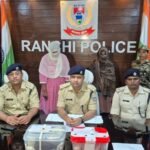 हाई-प्रोफाइल चोरी कांड का खुलासा, 17.36 लाख नकद व जगुआर कार बरामद; दो गिरफ्तार High-profile theft case solved; ₹17.36 lakh in cash and a Jaguar car recovered; two arrested.