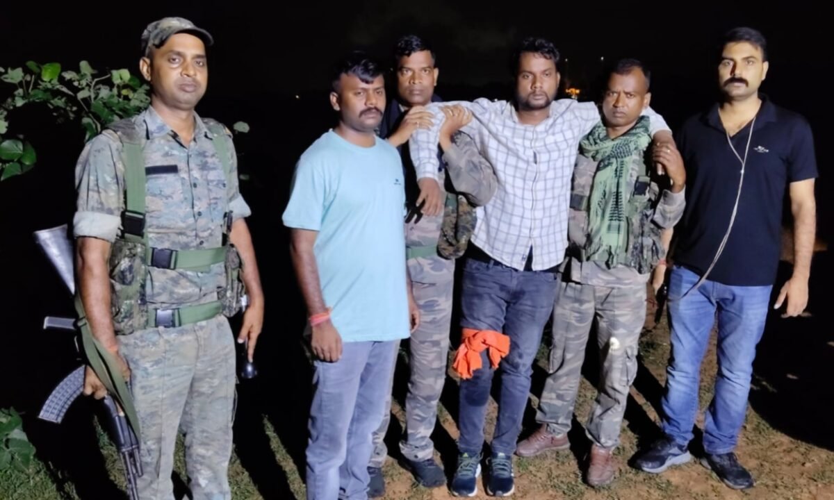 Encounter between police and the Rahul Dubey gang in Hazaribagh; one criminal shot in the leg.