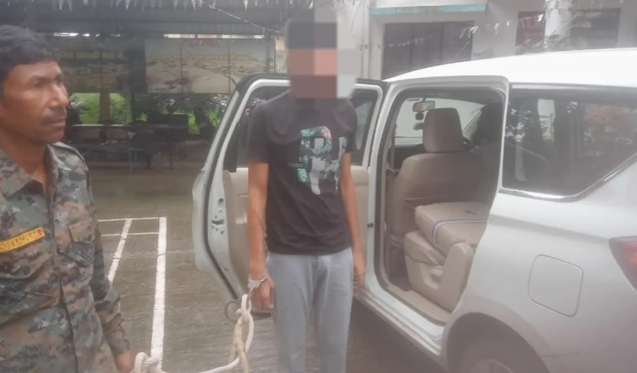 Major action by Simdega Police: Travel agent arrested from Sambalpur for a fraud of ₹7.31 lakh.