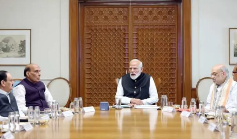 पेपर लीक पर सरकार सख्त: 10 साल की सजा और 10 करोड़ जुर्माने का प्रावधान, कैबिनेट ने संशोधन विधेयक को दी मंजूरी
