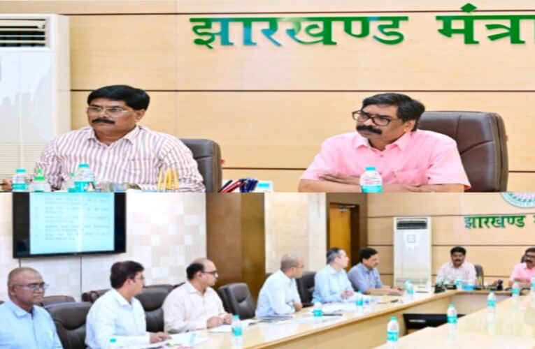 अवैध शराब पर सख्ती के निर्देश, उत्पाद विभाग में होगी बहाली; मुख्यमंत्री हेमंत सोरेन ने तय किया 4500 करोड़ राजस्व का लक्ष्य