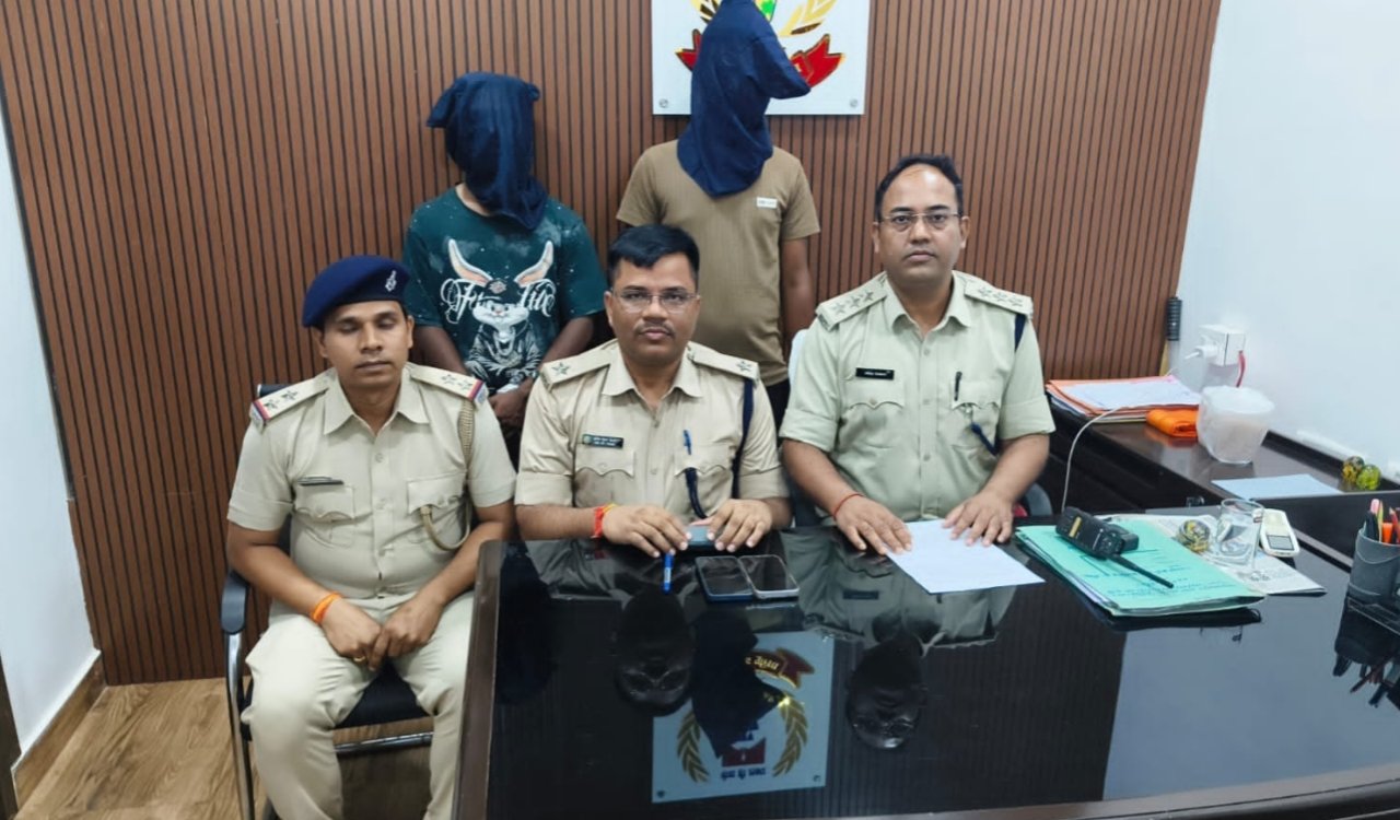 Ranchi: Three accused arrested for mobile snatching and theft at the Rath Mela; two motorcycles and stolen goods recovered.