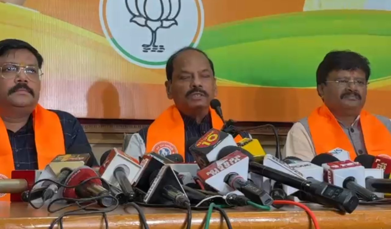Raghubar Das attacks over Jharkhand exam controversy, demands CBI probe.
