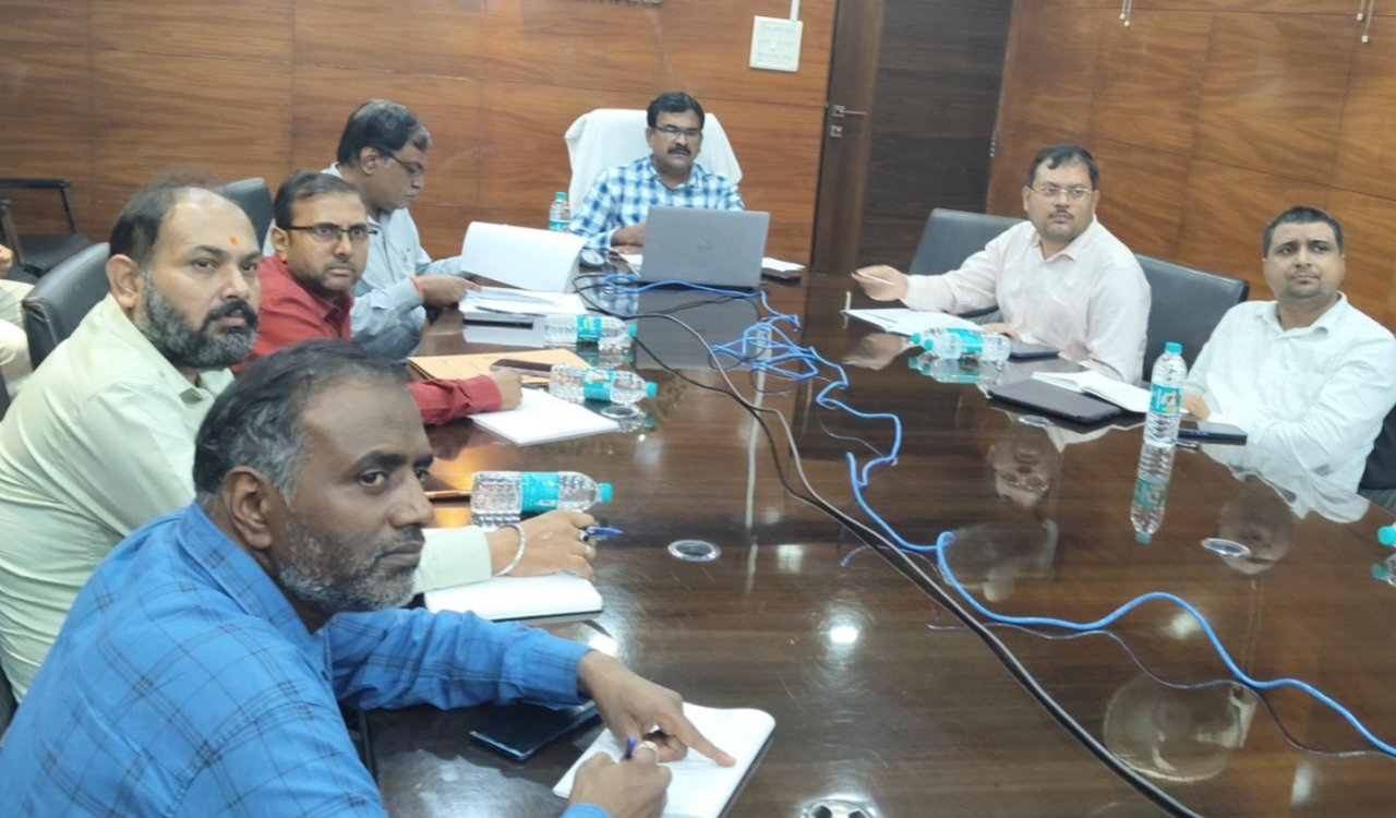 Complete the enumeration phase work by July 29; voters from other states will also be able to transfer their registration: K. Ravi Kumar.