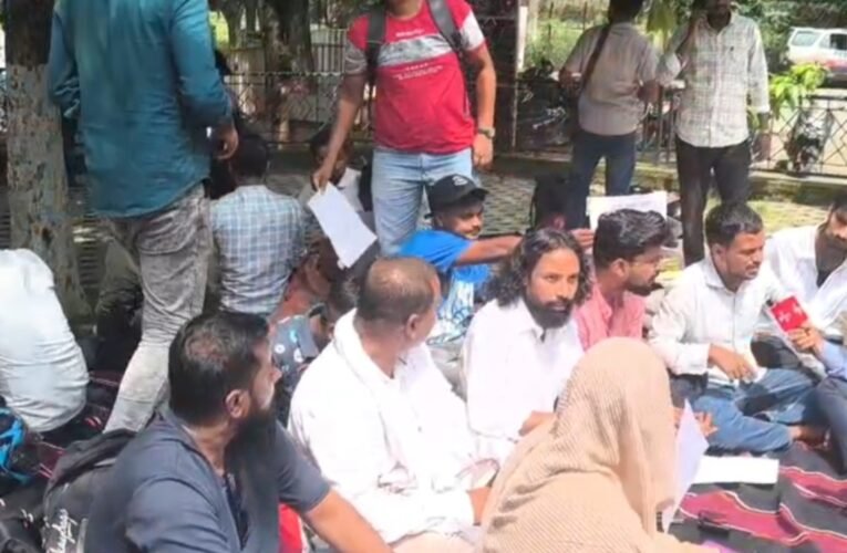 Outrage over JPSC paper leak: Students protest in Ranchi, demand sweeping reforms in commissions.