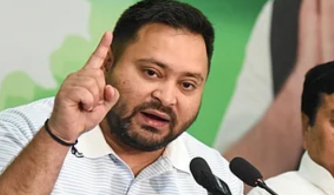 "If the students are not released, a massive agitation will take place in Bihar": Tejashwi Yadav attacks the government.
