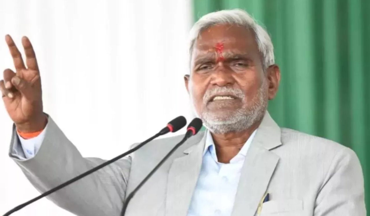All JPSC and JSSC recruitments are being investigated by the CBI; the dreams of the youth are under scrutiny: Champai Soren.