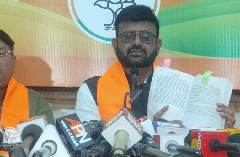 ट्रेजरी घोटाले पर भाजपा का हेमंत सरकार पर हमला, प्रतुल शाहदेव ने की सीबीआई जांच की मांग