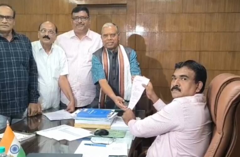 Demand to extend the SIR process deadline; Congress submits memorandum to the Chief Electoral Officer.