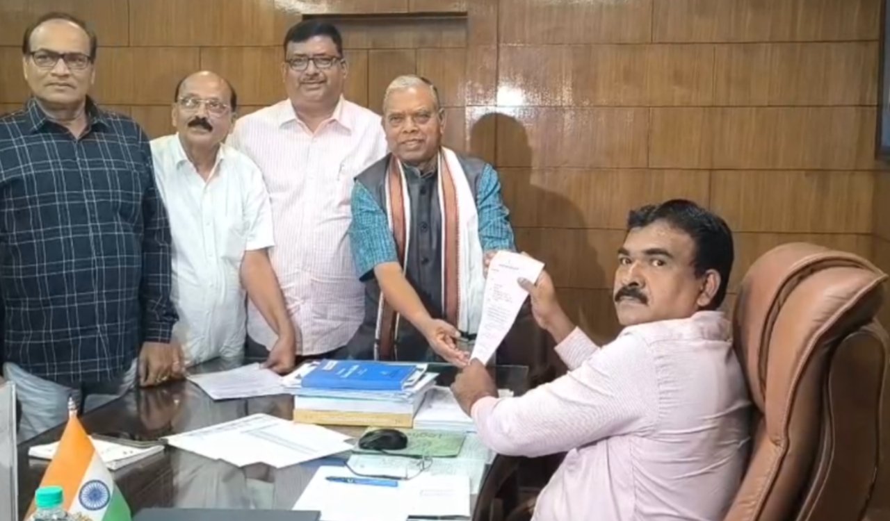 Demand to extend the SIR process deadline; Congress submits memorandum to the Chief Electoral Officer.