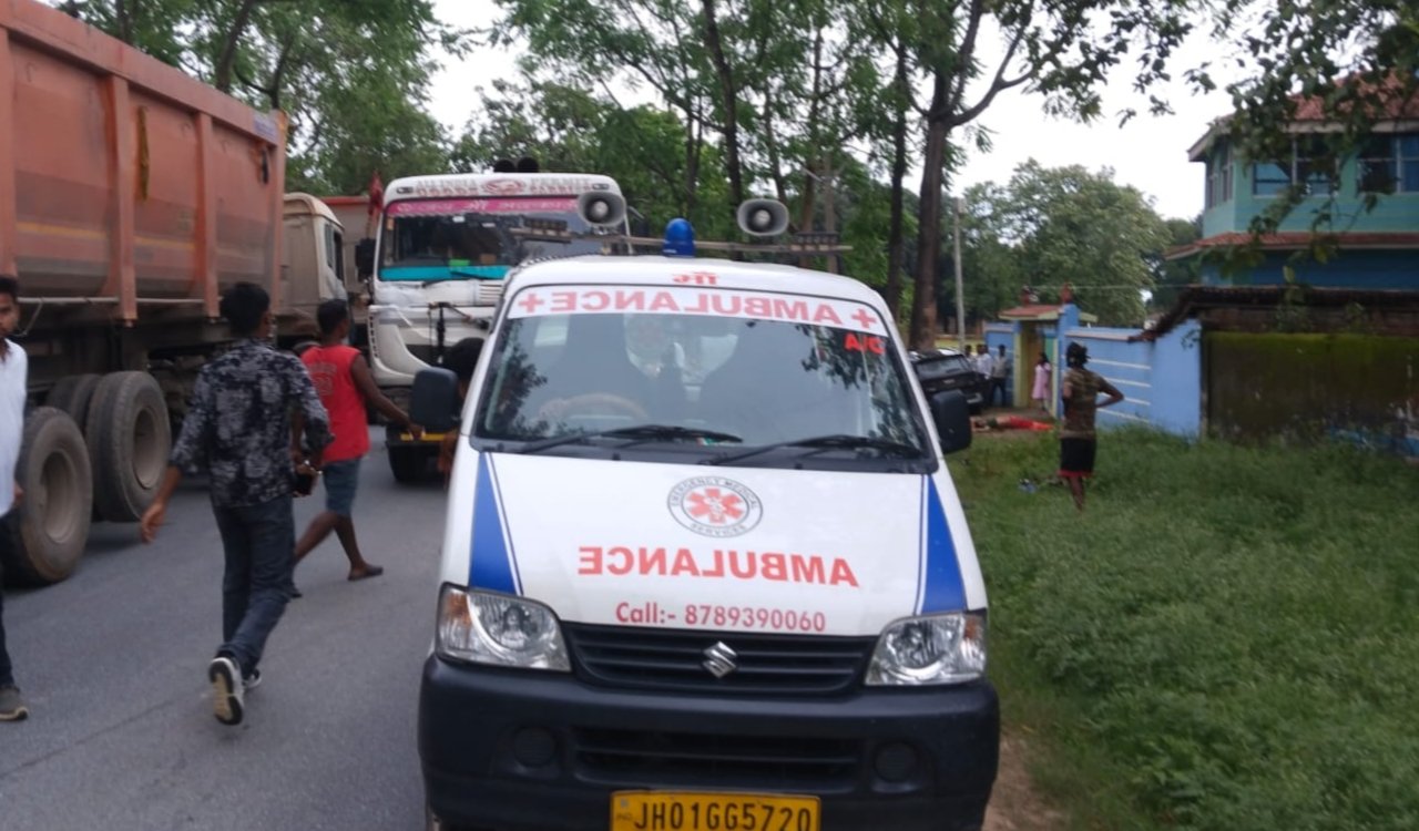 Woman killed after being hit by speeding car; two, including a girl child, critically injured.