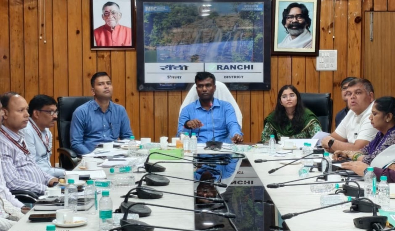 Important meeting in Ranchi regarding SIR-2026; instructions issued for the time-bound disposal of claims and objections.