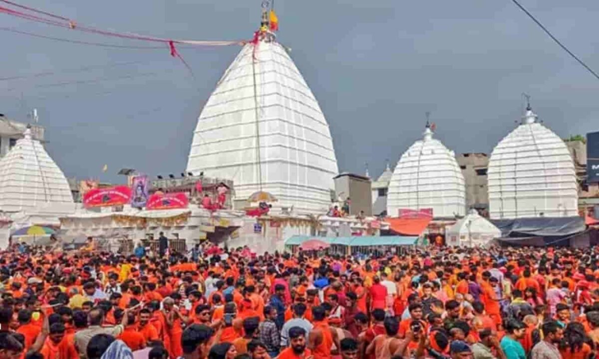 Shravani Mela 2026: Baba Dham security in Deoghar to be ensured via 11,500 police personnel, AI drones, and facial recognition.
