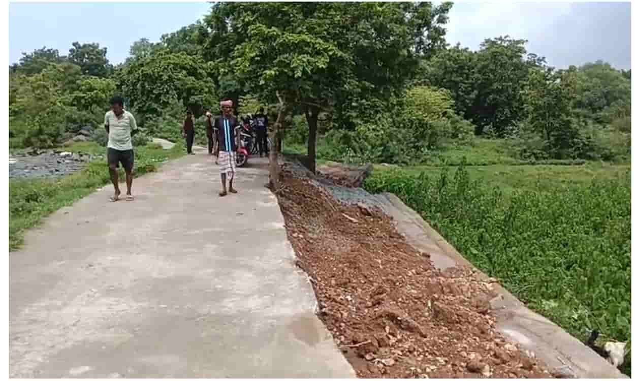 Guard wall being constructed using MLA funds collapses in the first rain.