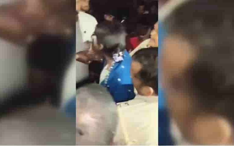 Koderma: Police arrive to recover a missing minor.
