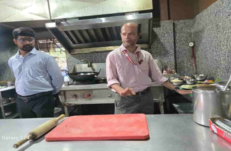 Major action by the Food Safety Department in Lohardaga.