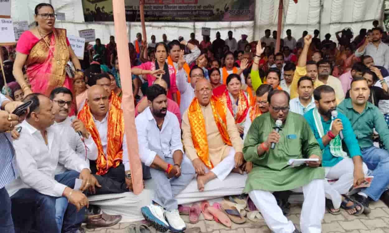Saryu Roy's attack on Mango Municipal Corporation