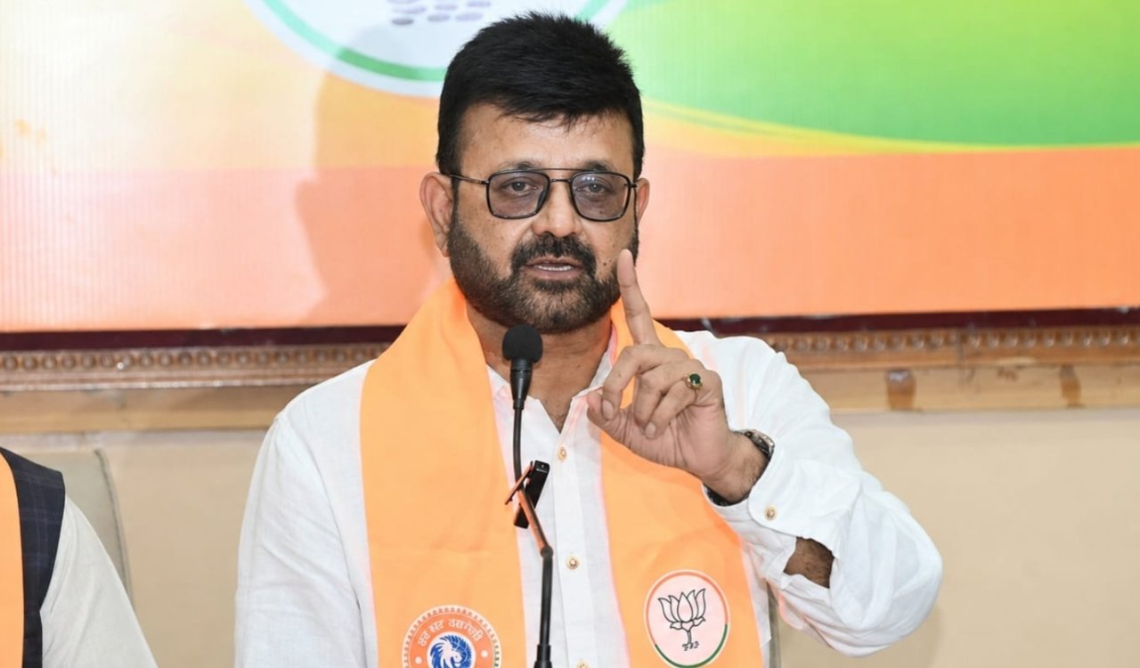 There should be a CBI probe into all competitive examinations held during the Hemant government's tenure: Pratul Shahdeo.