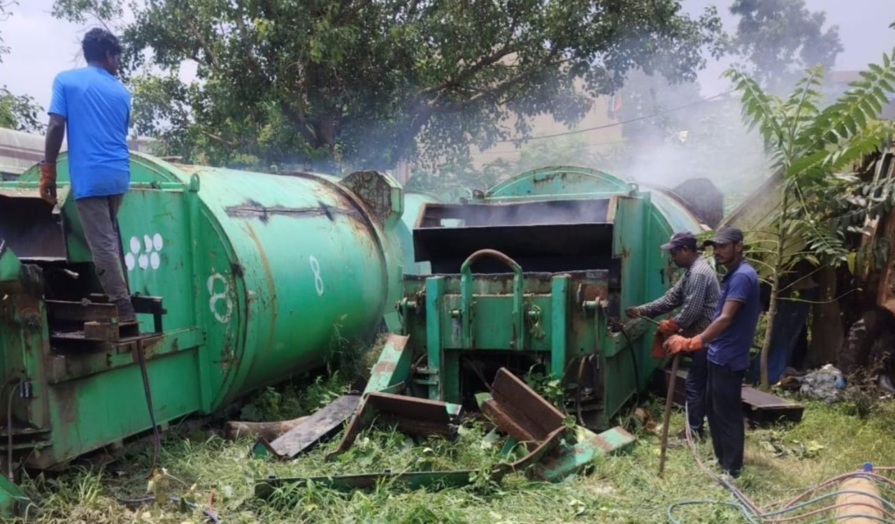 Ranchi Municipal Corporation has initiated the scrapping process for junked vehicles.