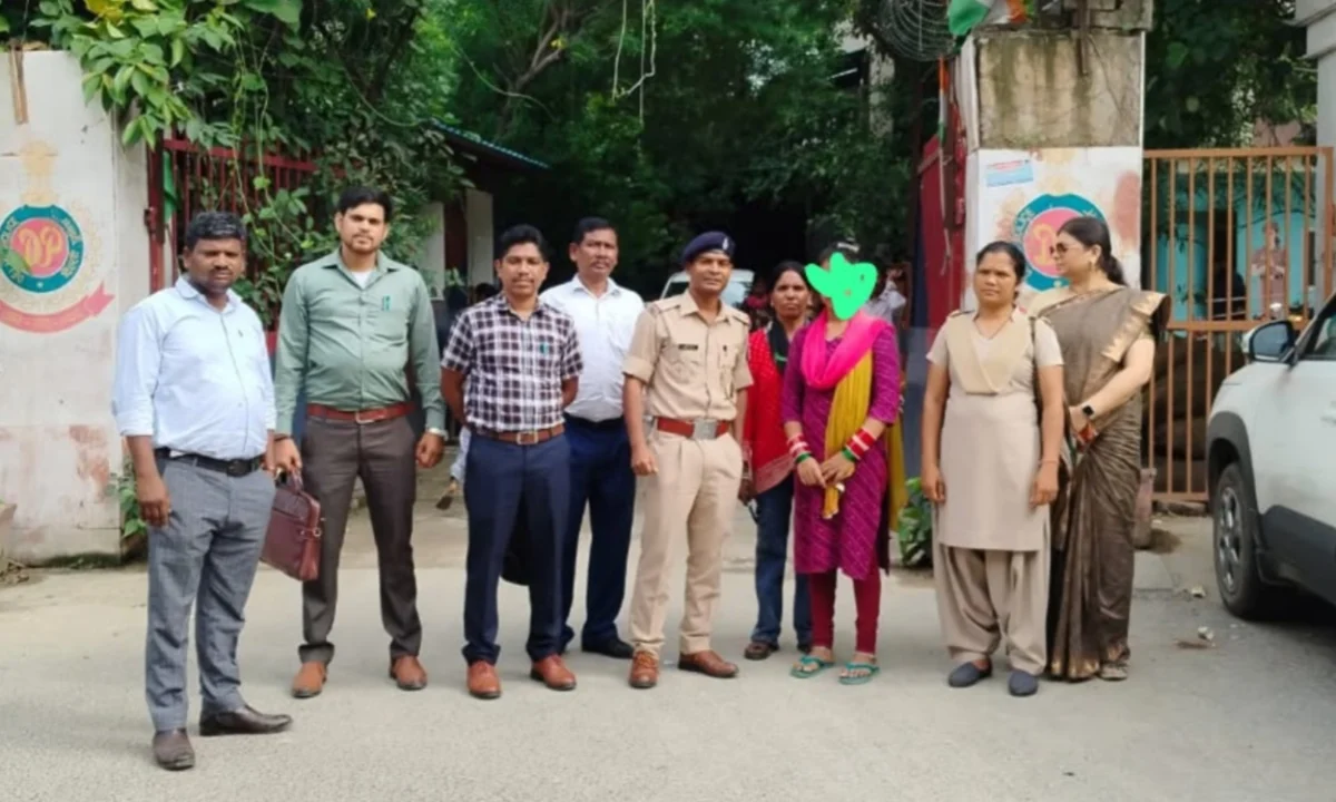 Minor girl trafficked using Aadhaar fraud; Jharkhand girl rescued from Delhi after six years