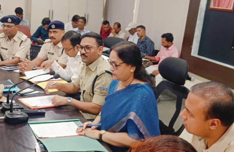 Preparations for the 80th Independence Day intensify; DC reviews arrangements in Simdega.