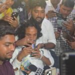 Devendra Nath Mahto connected with Sonam Wangchuk via video call and consumed water upon the latter's request; the hunger strike continues into its fourth day.