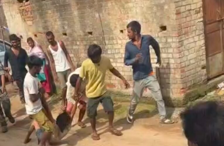चतरा हिंसा अपडेट: पुलिस छावनी में बदला बड़गांव गांव, 12 गिरफ्तार; थाने में रखा है शव