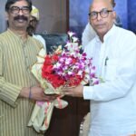 Chief Minister Hemant Soren welcomed the Assembly Speaker.