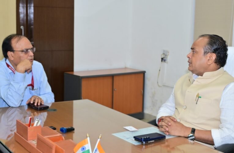 Health Minister takes a tough stance on waterlogging at RIMS; orders de-registration of the contractor responsible.