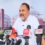 झारखंड विधानसभा: JPSC-JSSC मुद्दे पर दूसरे दिन भी हंगामा, विधानसभा सोमवार 11 बजे तक के लिए स्थागीत ,इधर CBI जांच की मांग पर अड़ा विपक्ष Jpsc issue Bjp protest in jharkhand vidhansabha