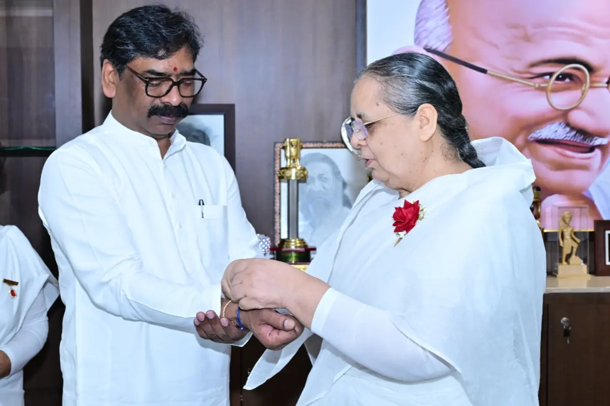 Brahma Kumari sisters tied a Rakhi to Chief Minister Hemant Soren and conveyed a message of love, harmony, and purity.