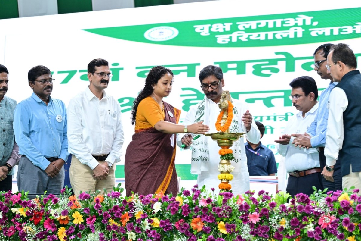 Message from Chief Minister Hemant Soren at the 77th state-wide Van Mahotsav: Conservation of water, forests, and land is the key to a prosperous Jharkhand.