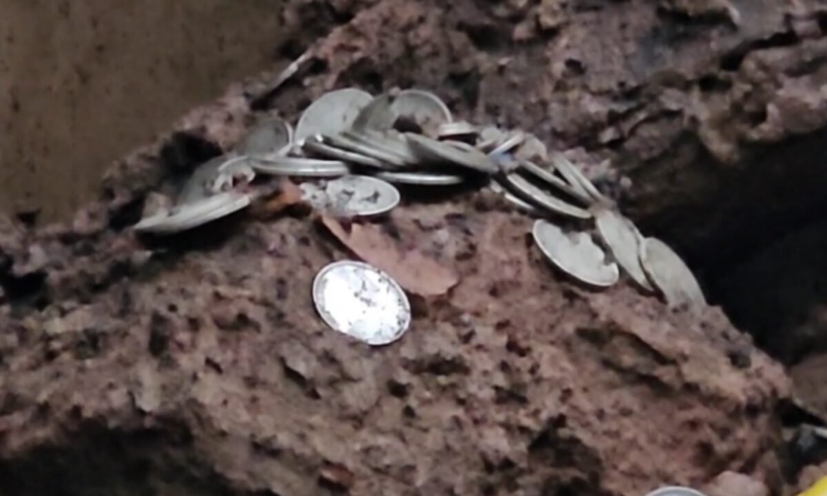 200-year-old house collapses in the rain; 'treasure' of over 300 silver coins found in the debris; stirs curiosity in the village.