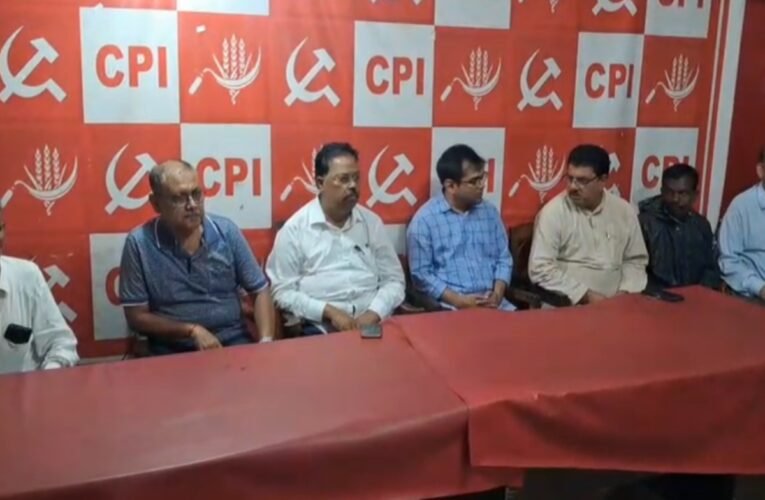 Nationwide 'Rasta Roko-Rail Roko' (road and rail blockade) campaign on August 10; farmers and workers to block the road at Albert Ekka Chowk in Ranchi.