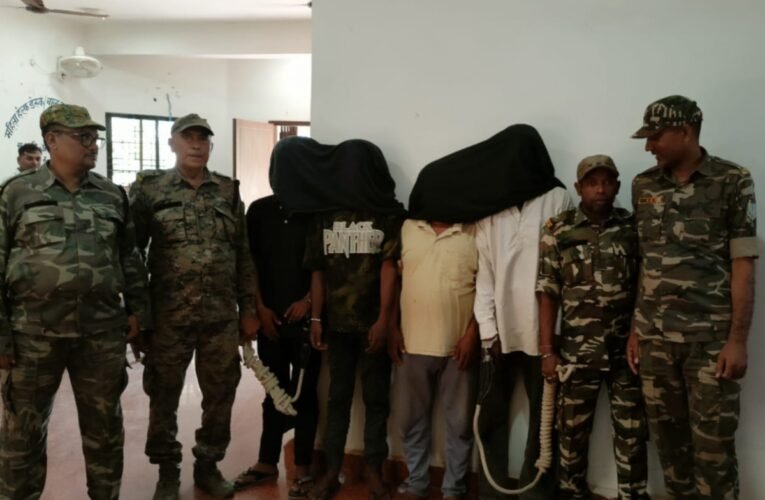 Gang stealing power cables from Indus Towers busted; four accused arrested.