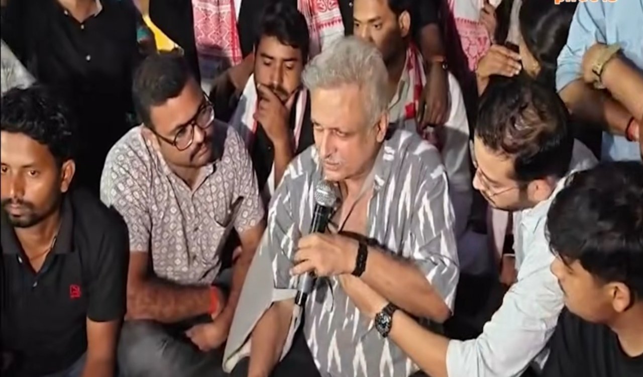 Piyush Mishra joins the JPSC-JSSC agitation.