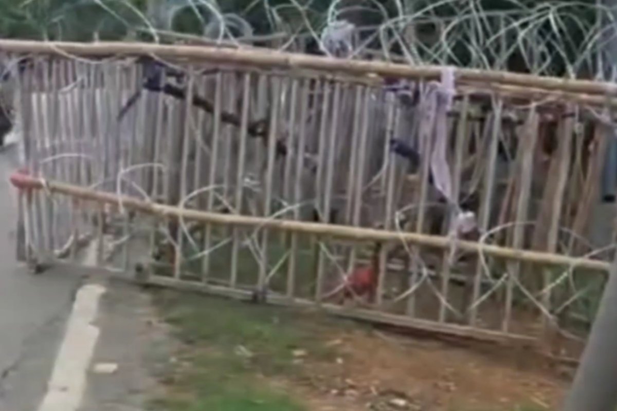 Tight security in Ranchi for the Legislative Assembly gherao; three-tier barricading from Argora to the Assembly.