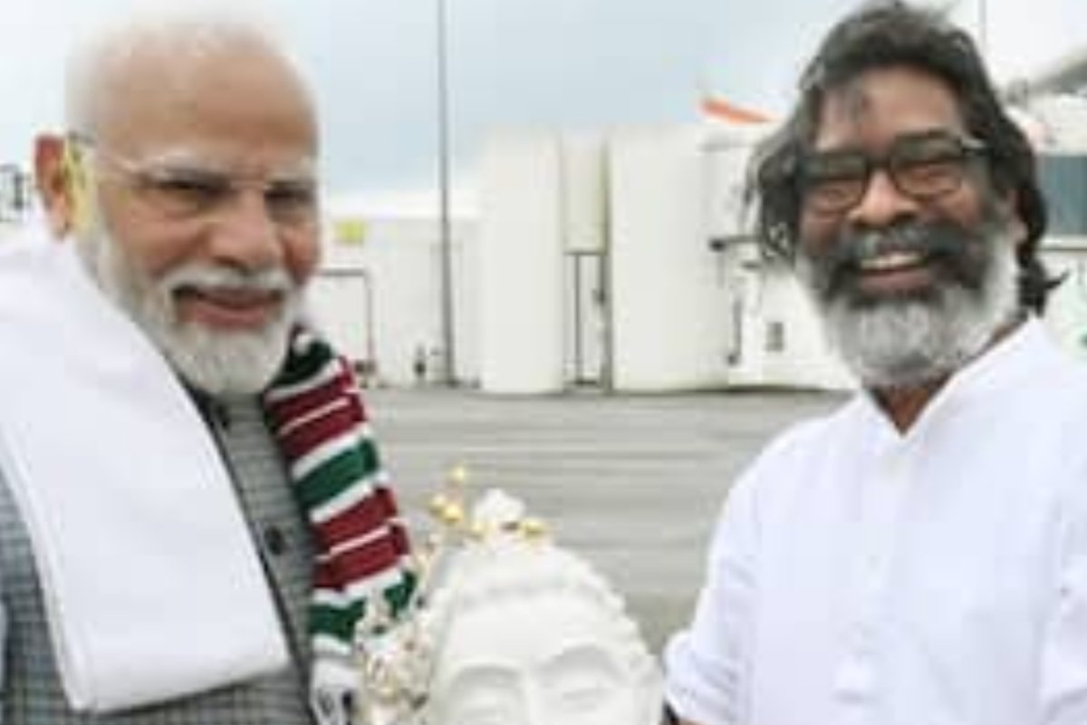 Hemant Soren's birthday amidst preparations for the Legislative Assembly gherao; PM Modi extends wishes.