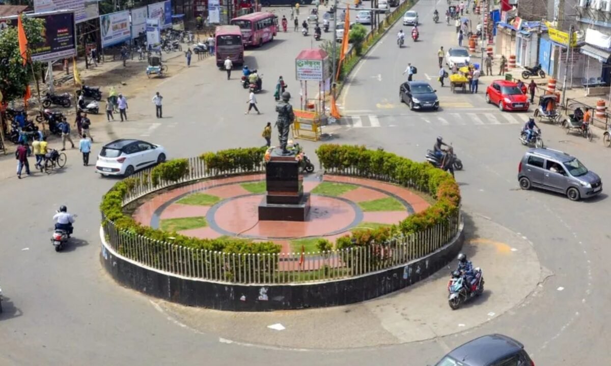 'Jharkhand Bandh' today in protest against the lathi-charge on students; call given by the BJP.