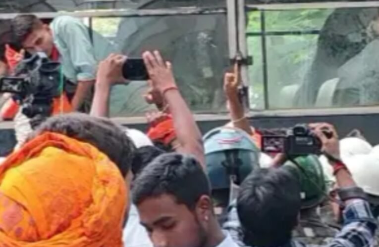 ABVP protests ahead of Assembly gherao; activists detained near the old Assembly building.