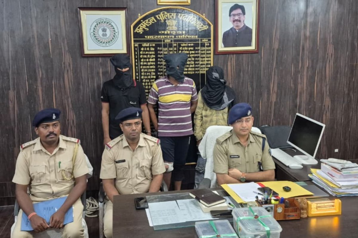Three accused were plotting a highway robbery; the plot was exposed following an accident; two country-made pistols were recovered.