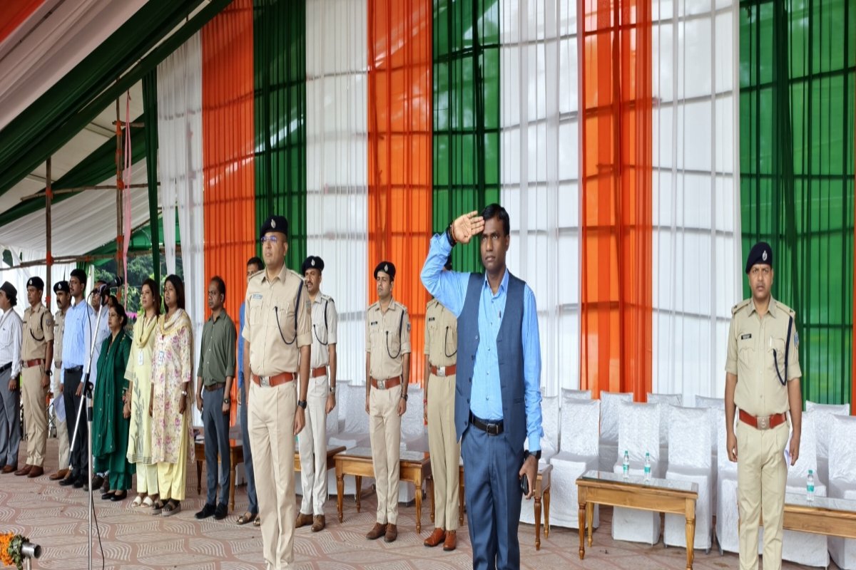 Ban on drones at Morhabadi Ground during Independence Day celebrations.